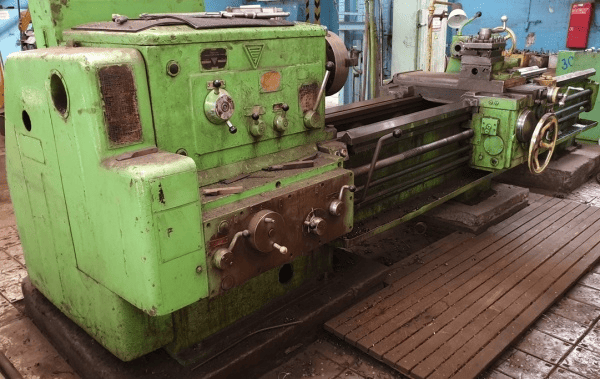 Токарный станок РМЦ - 3000